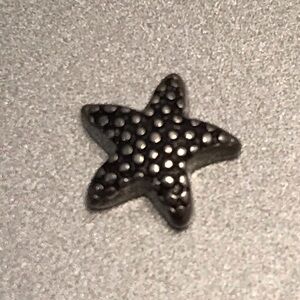 Origami Owl silver/black “starfish” charm